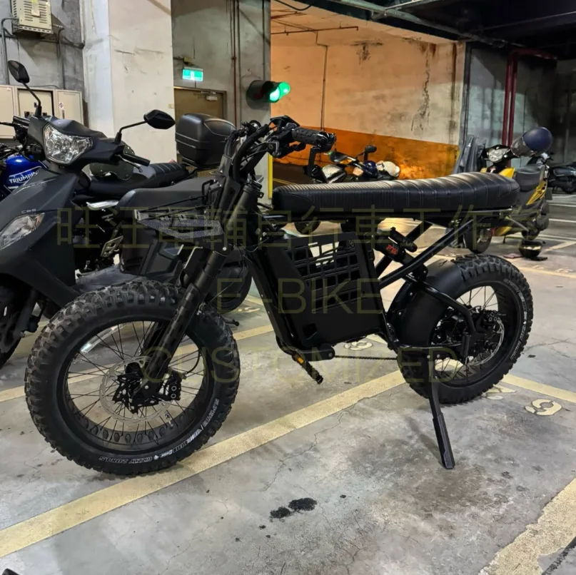 黑色 SUPER73 RX 停在地下停車場，到府升級浮動碟盤前